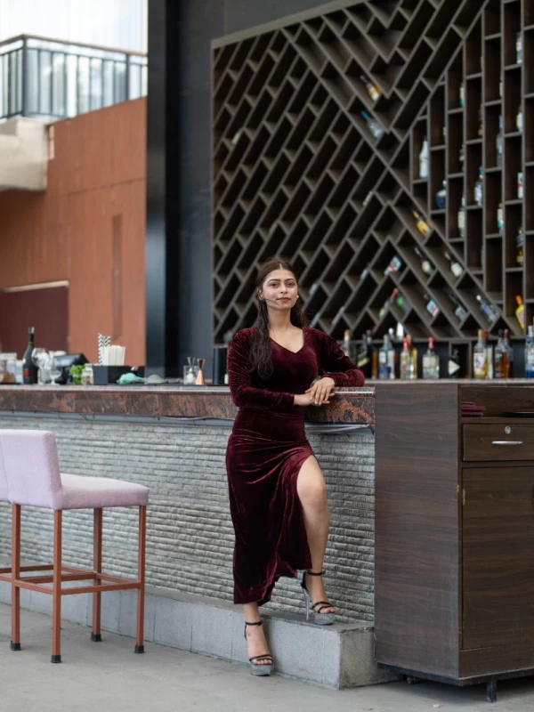 the-pool-bar-main-image